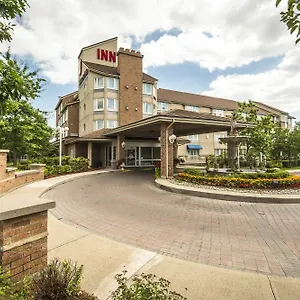 Otel Monte Carlo, Brampton